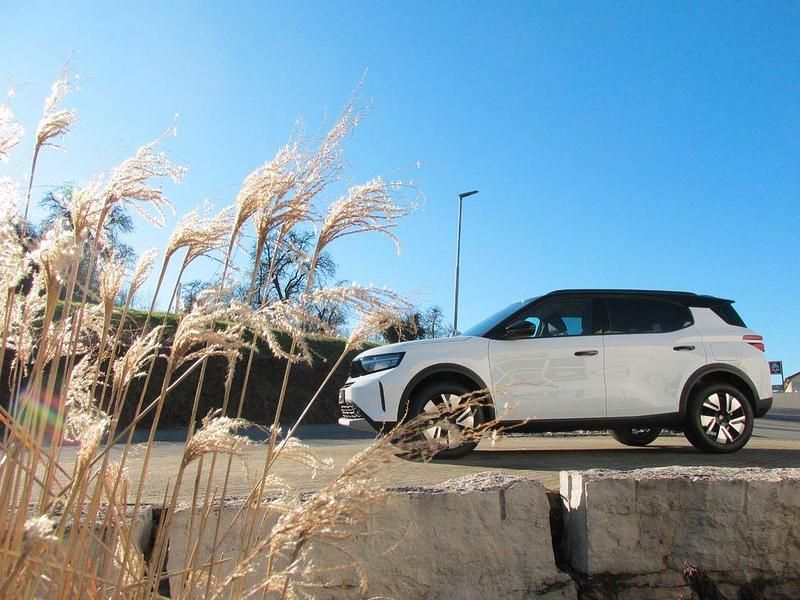 Neu Opel Frontera 145 PS (106 kW) 2025 Weiß SUV