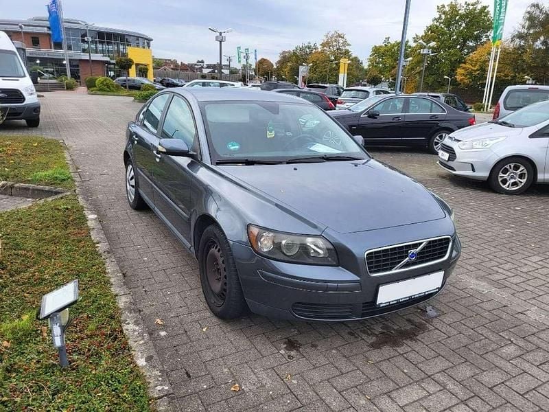 Gebraucht Volvo S40 170 PS (125 kW) 2004 Titanium grey pearl Limousine