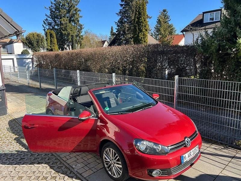 Gebraucht VW Golf Cabriolet 110 PS (80 kW) 2015 Rot Cabrio