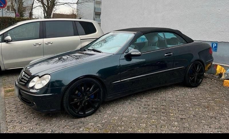 Gebraucht Mercedes CLK320 180 PS (132 kW) 2004 Schwarz Cabrio