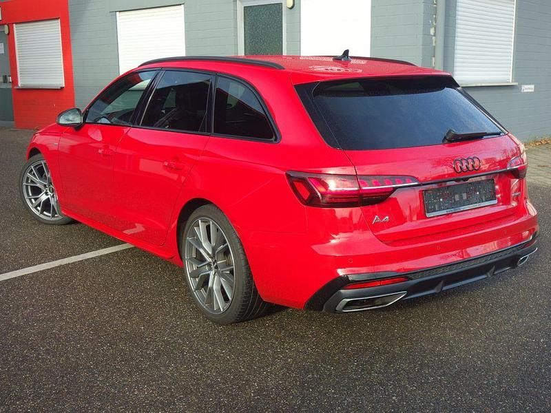 Gebraucht Audi A4 S-Line 204 PS (150 kW) 2021 Rot Kombi