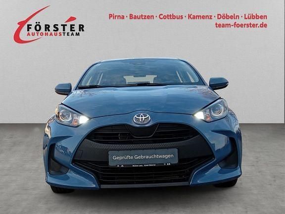 Gebraucht Toyota Yaris Hybrid Basis 116 PS (85 kW) 2020 Urban blue Limousine
