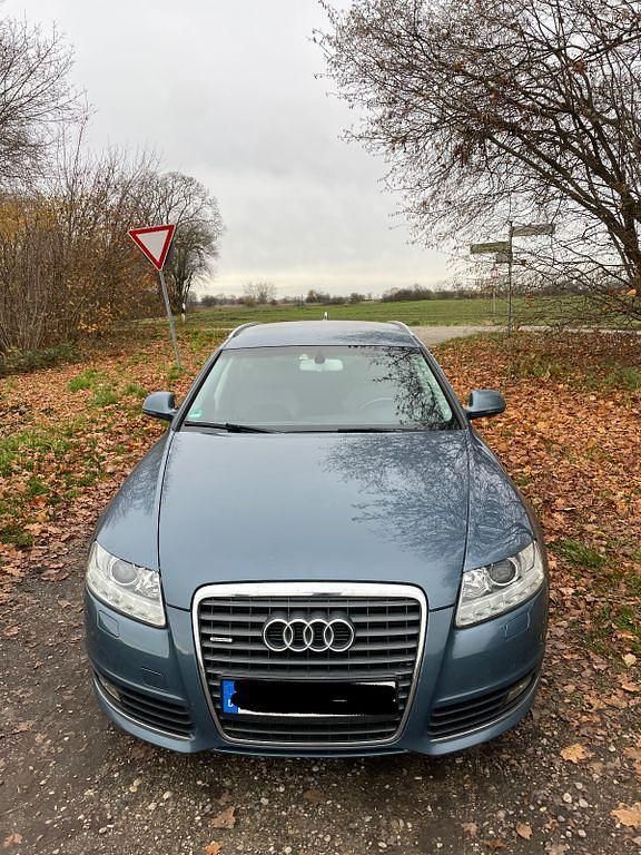 Blau Gebraucht 2011 Audi A6 Ambiente Kombi | 10.550 € (Fairer Preis) - Bild 1/4