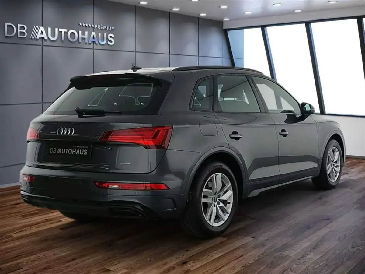 Gebraucht Audi Q5 S-Line 204 PS (150 kW) 2023 Grau SUV