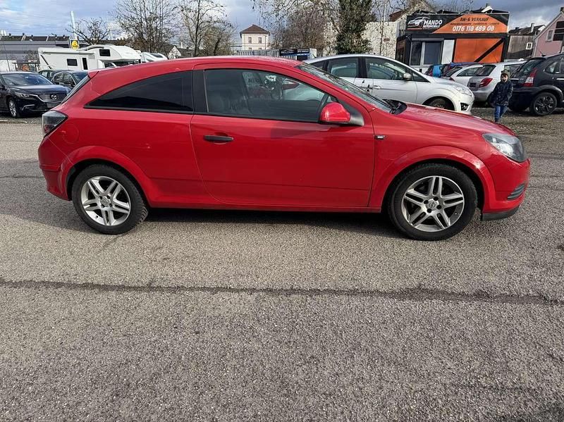 Gebraucht Opel Astra Selection 90 PS (66 kW) 2009 Power rot/traffic red ral3020 Kleinwagen