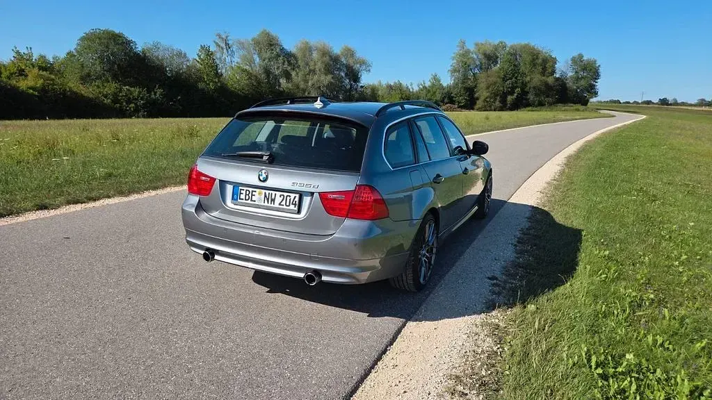Gebraucht BMW 335 286 PS (210 kW) 2009 Grau Limousine