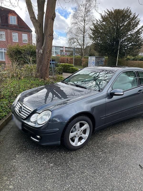 Gebraucht Mercedes C180 143 PS (105 kW) 2004 Coupé