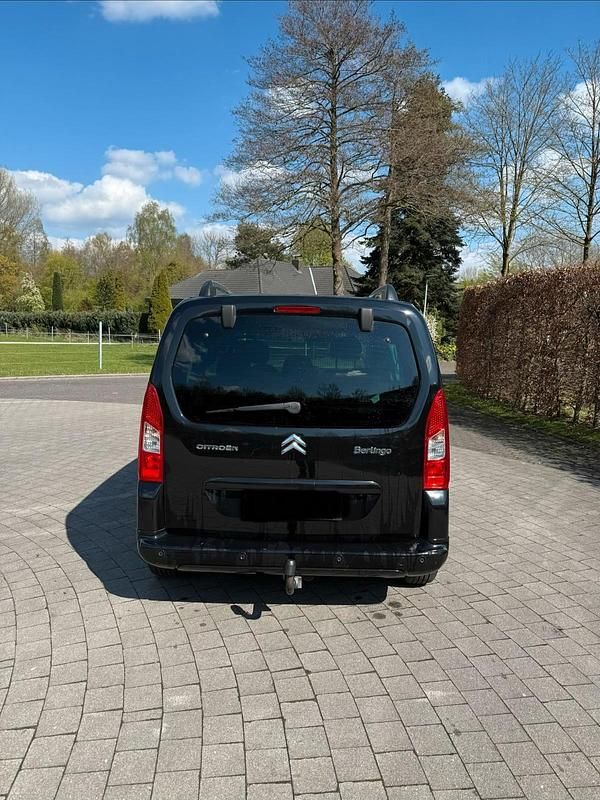 Gebraucht Citroën Berlingo 112 PS (82 kW) 2010 Schwarz Van / Kleinbus