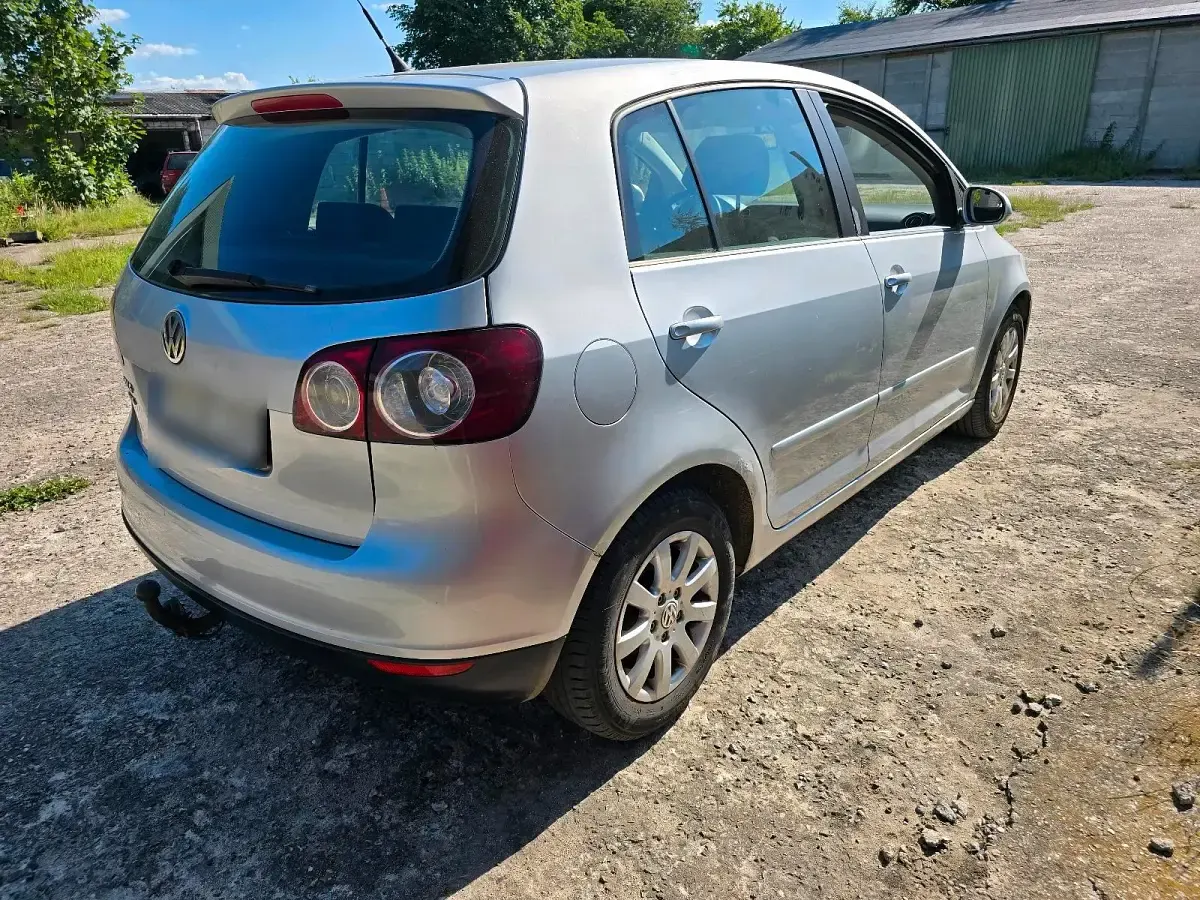 Gebraucht VW Golf IV 75 PS (55 kW) 2005 Silber Limousine