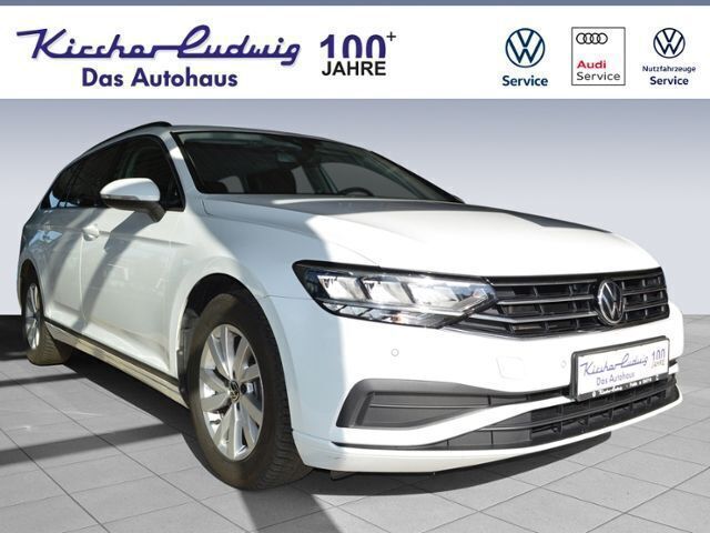Gletscherweiß metallic Gebraucht 2022 VW Passat Conceptline Kombi | 19.790 € (Fairer Preis) - Bild 1/4