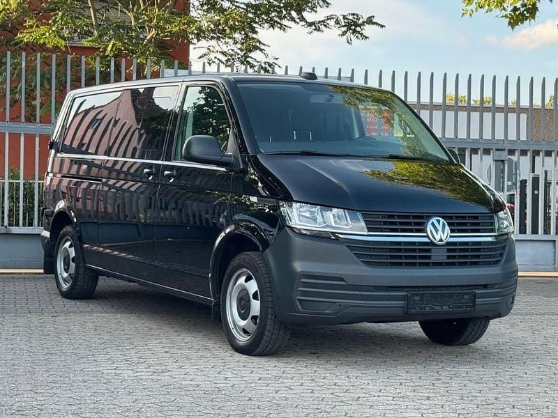 Schwarz Gebraucht 2021 VW T6.1 Comfortline Van | 24.400 € (Etwas zu teuer) - Bild 1/4