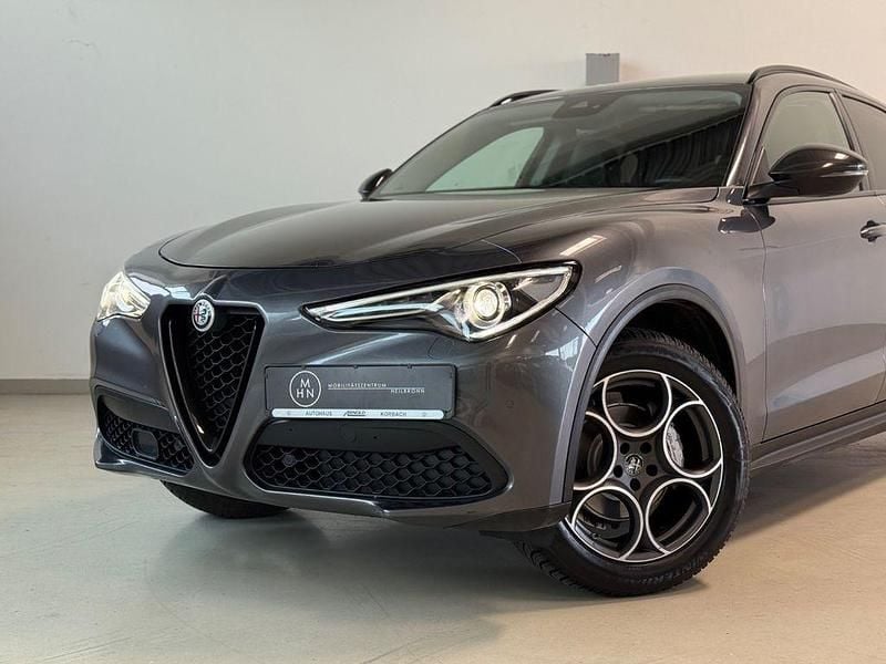 Gebraucht Alfa Romeo Stelvio Tech Edition 209 PS (153 kW) 2019 Grau SUV