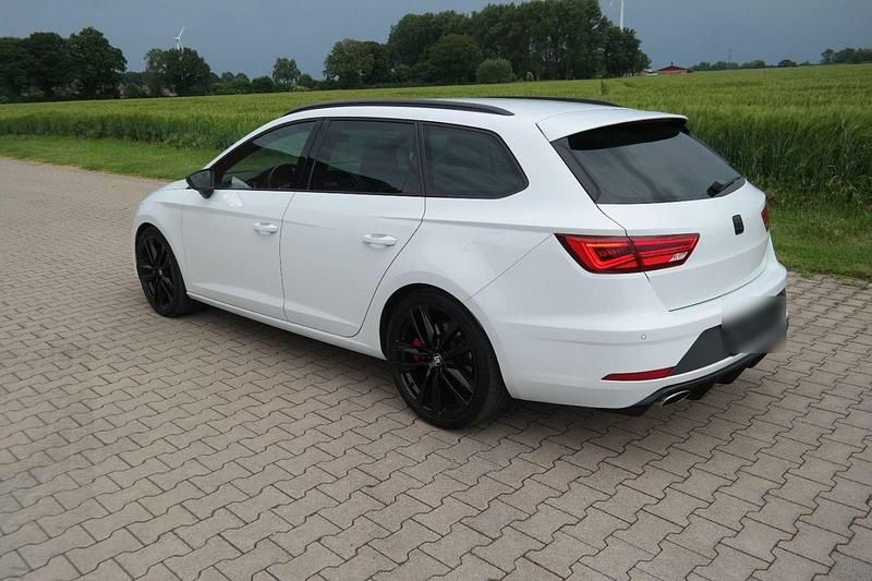 Gebraucht Seat Leon 4Drive 380 PS (279 kW) 2017 Weiß Kombi