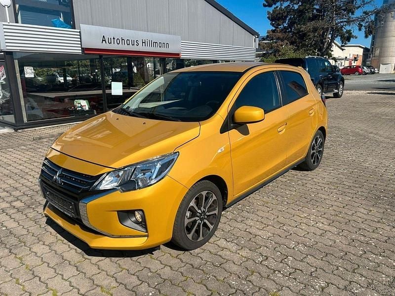 Gelb Gebraucht 2022 Mitsubishi Space Star Spirit+ Kleinwagen | 13.750 € (Fairer Preis) - Bild 1/4