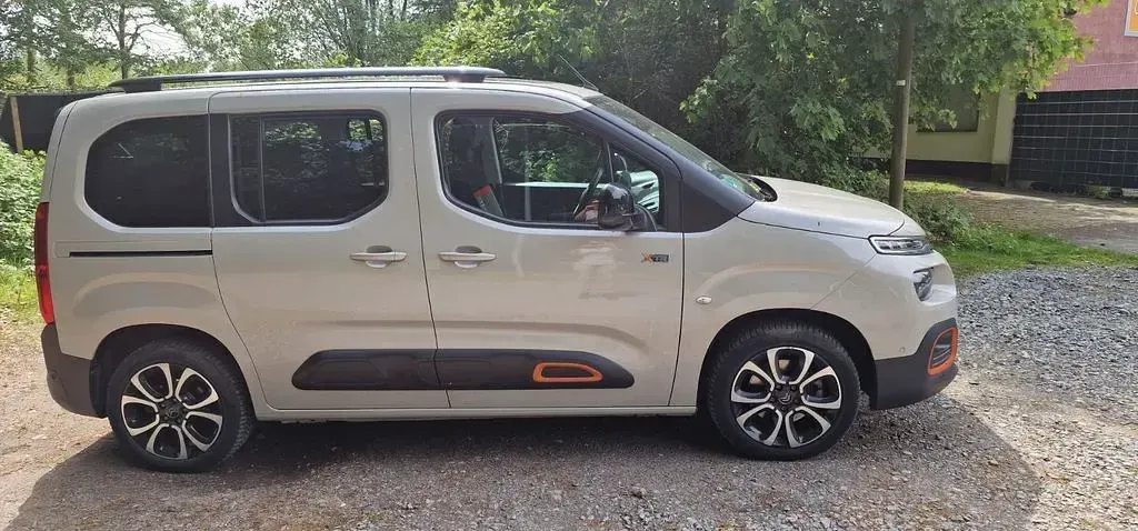 Gebraucht Citroën Berlingo PureTech 131 PS (96 kW) 2021 Beige Van / Kleinbus