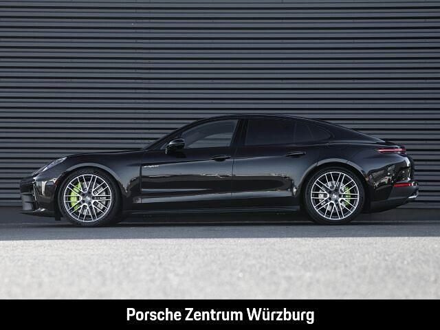 Gebraucht Porsche Panamera 544 PS (400 kW) 2022 Schwarz Kleinwagen