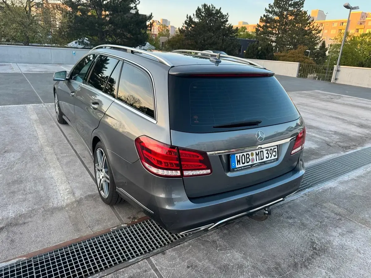 Gebraucht Mercedes ML350 258 PS (189 kW) 2015 Grau SUV