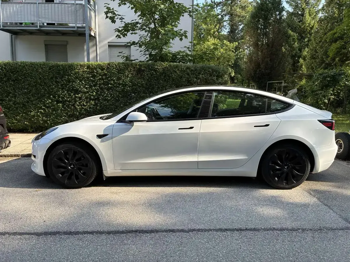 Gebraucht Tesla Model 3 RWD 239 kW (325 PS) 2023 Limousine