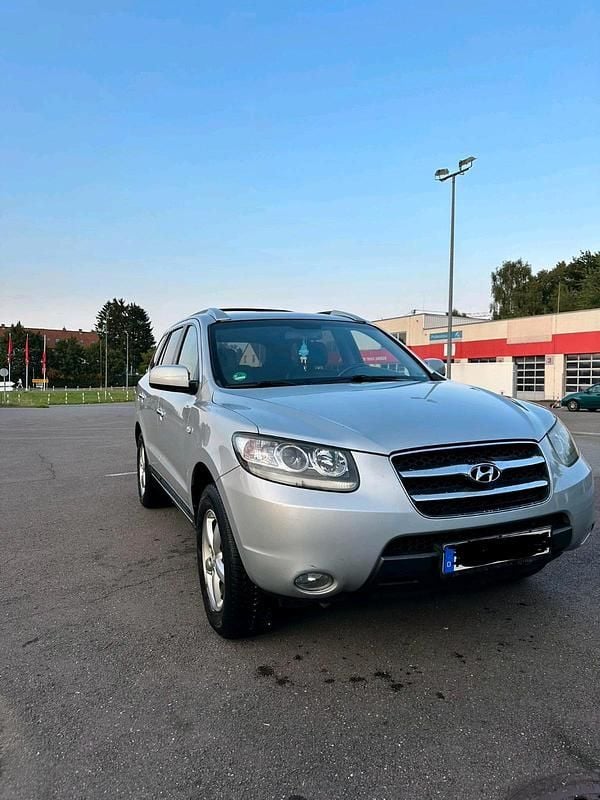 Silber Gebraucht 2009 Hyundai Santa Fe GLS SUV | 6.799 € (Fairer Preis) - Bild 1/4