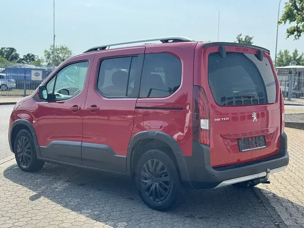 Gebraucht Peugeot Rifter Allure 110 PS (80 kW) 2019 Rot Van / Kleinbus