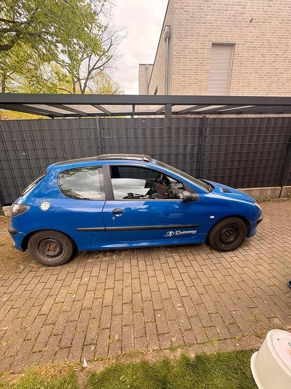 Gebraucht Peugeot 206 75 PS (55 kW) 2006 Blau Kleinwagen