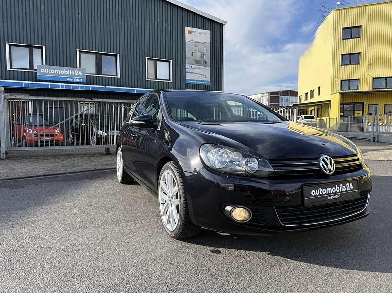 Gebraucht VW Golf VI Highline 122 PS (89 kW) 2009 Deep black perleffekt Kleinwagen