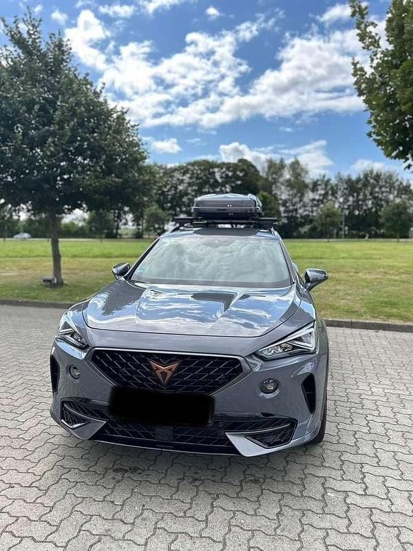 Grau Gebraucht 2022 Cupra Formentor SUV | 28.000 € (Fairer Preis) - Bild 1/4