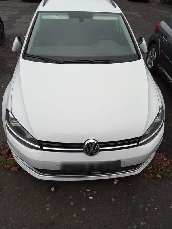 Gebraucht VW Golf VII LOUNGE 110 PS (80 kW) 2015 Weiß Kombi