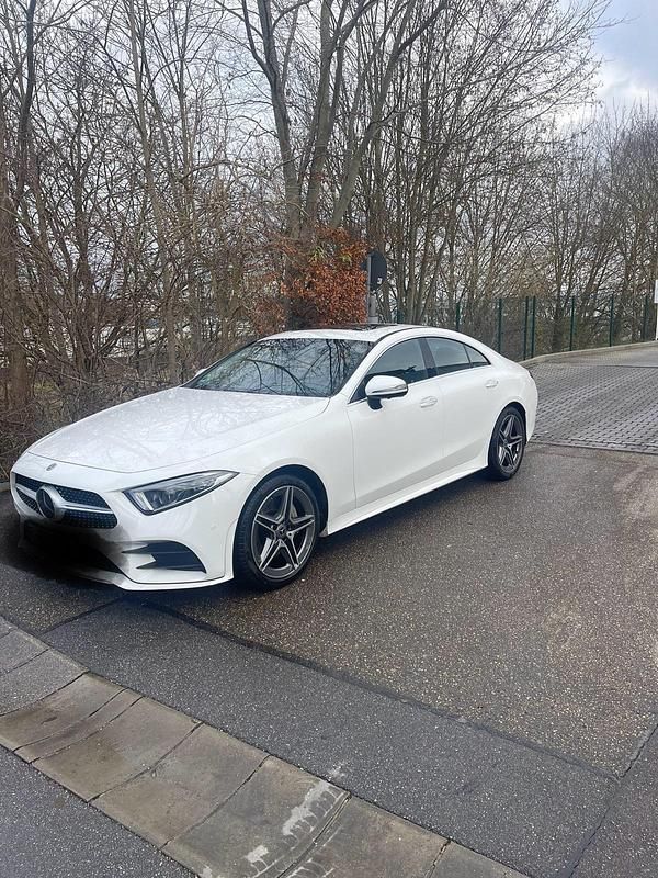 Weiß Gebraucht 2018 Mercedes CLS450 AMG line Coupé | 41.500 € (Fairer Preis) - Bild 1/4