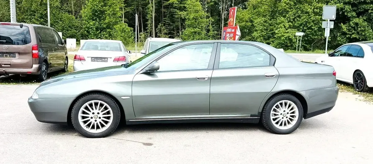 Gebraucht Alfa Romeo 156 Distinctive 150 PS (110 kW) 2002 Grau Limousine