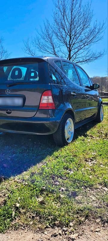 Gebraucht Mercedes A160 102 PS (75 kW) 2001 Schwarz Limousine