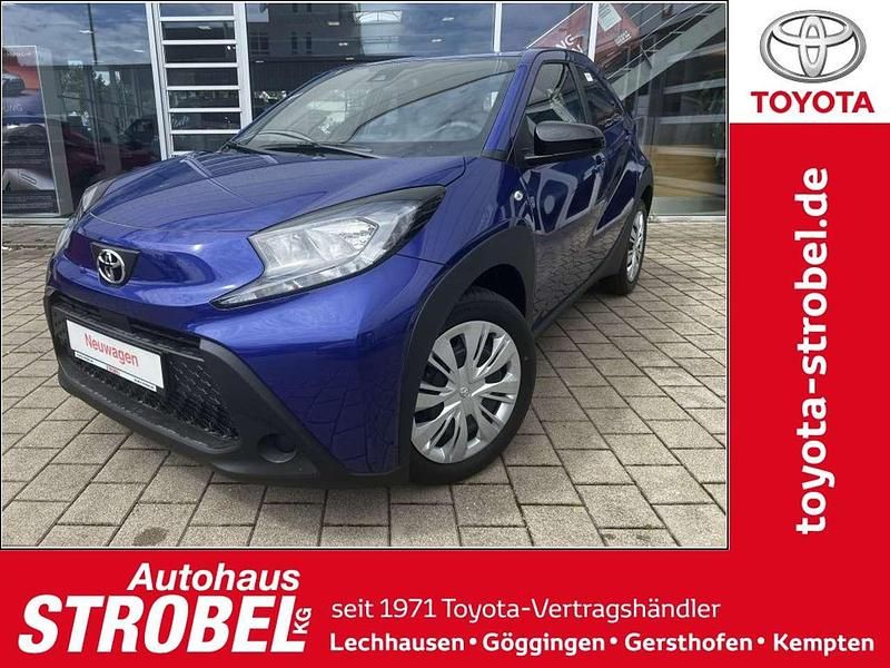 Juniper blue metallic Neu 2025 Toyota Aygo X Business Edition SUV | 16.680 € - Bild 1/4