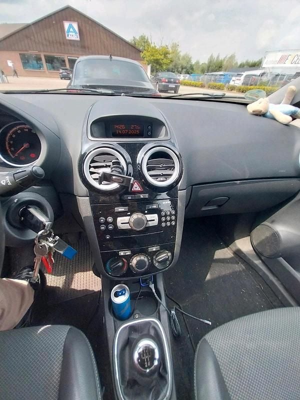Silber Gebraucht 2008 Opel Corsa Kleinwagen | 4.200 € - Bild 1/4