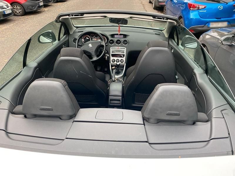 Gebraucht Peugeot 308 CC Access 120 PS (88 kW) 2012 Weiß Cabrio