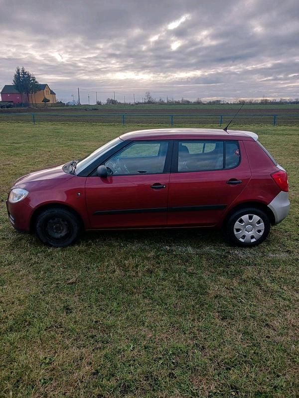 Rot Gebraucht 2008 Skoda Fabia Limousine | 1.850 € (Guter Preis) - Bild 1/4