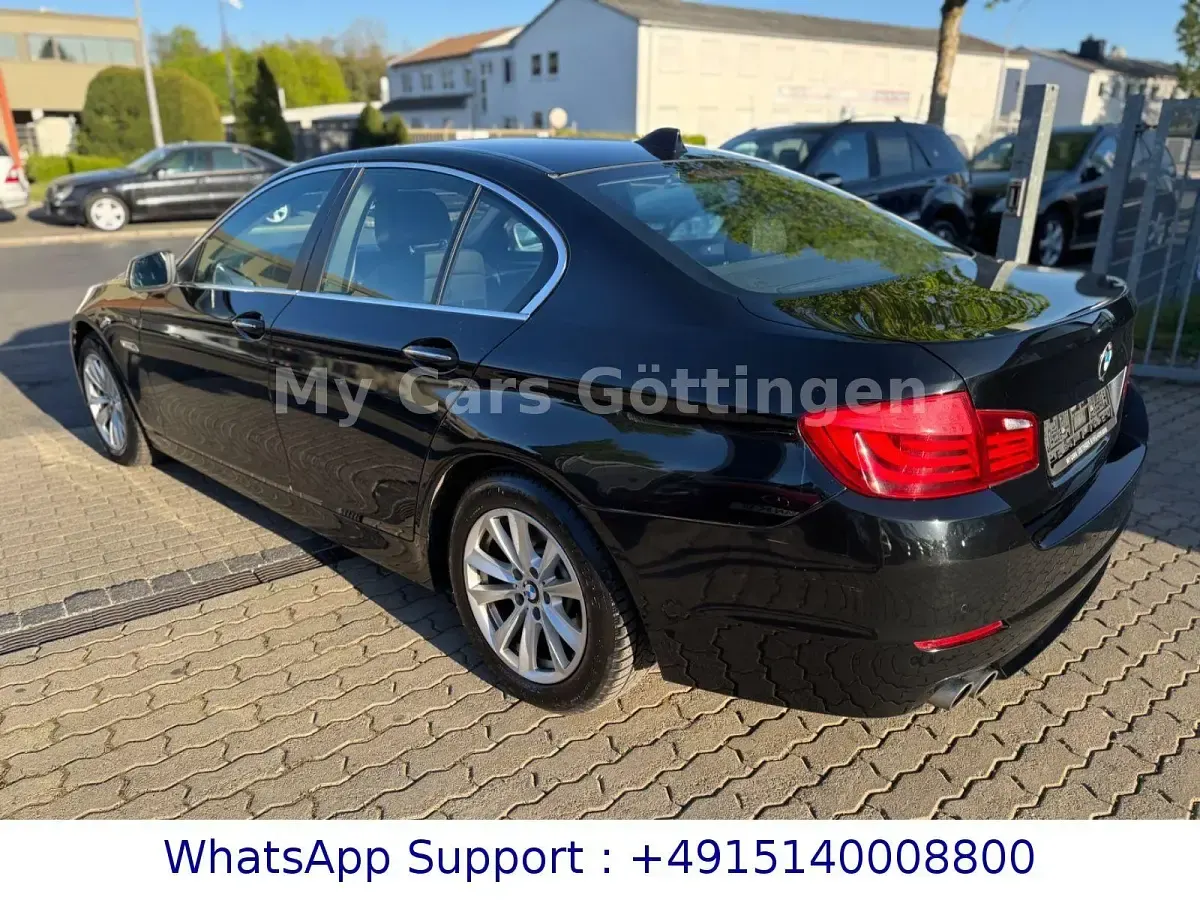 Second-hand BMW 520 184 CP (135 kW) 2011 Negru Berlinǎ