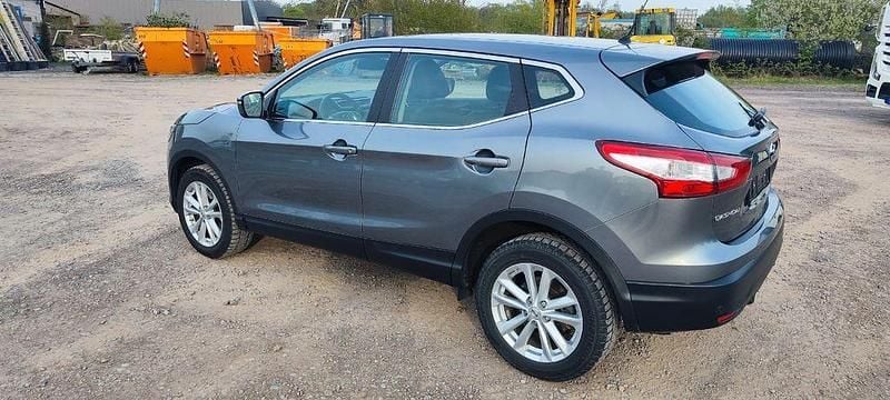 Second-hand Nissan Qashqai 116 CP (85 kW) 2015 Gri SUV