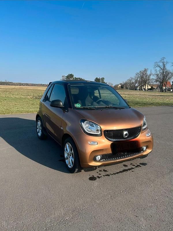 Gebraucht Smart ForTwo Cabrio 90 PS (66 kW) 2017 Braun Cabrio