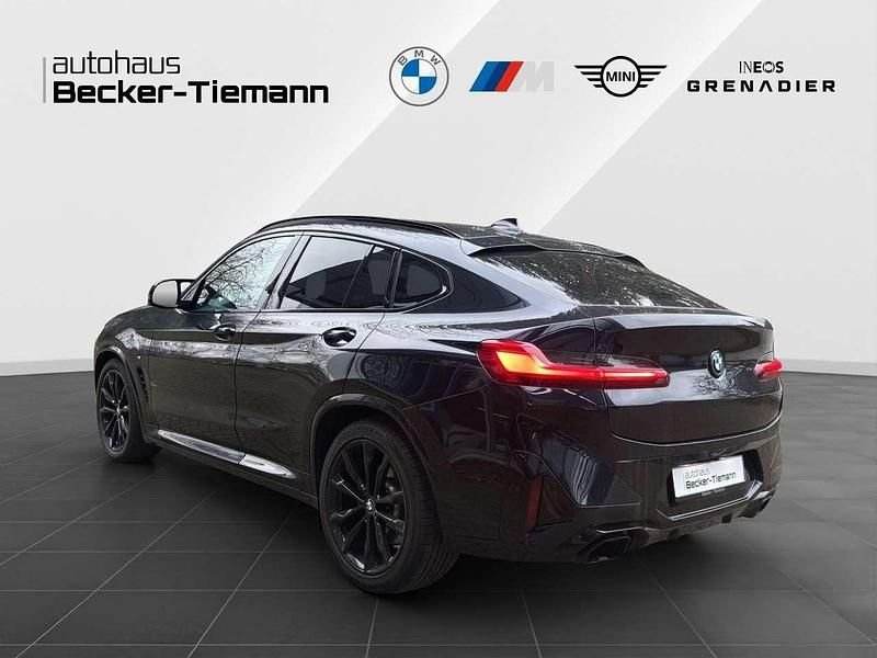 Gebraucht BMW X4 M 340 PS (250 kW) 2023 M carbonschwarz SUV