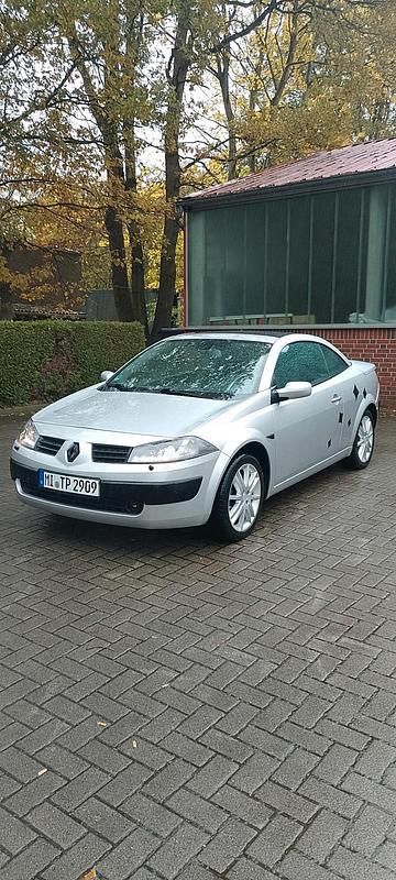 Silber Gebraucht 2005 Renault Mégane Cabriolet Cabrio | 1.550 € - Bild 1/4