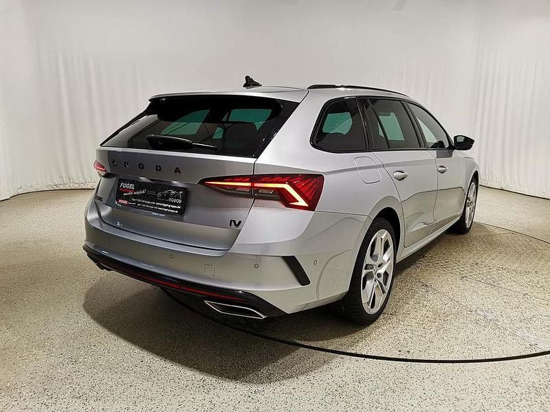 Gebraucht Skoda Octavia RS 245 PS (180 kW) 2021 Brilliantsilber metallic Limousine