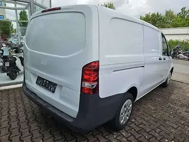 Gebraucht Mercedes Vito 114 PS (83 kW) 2019 Weiss Van