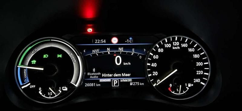 Gebraucht Nissan Juke N-Connecta 143 PS (105 kW) 2023 Grau SUV