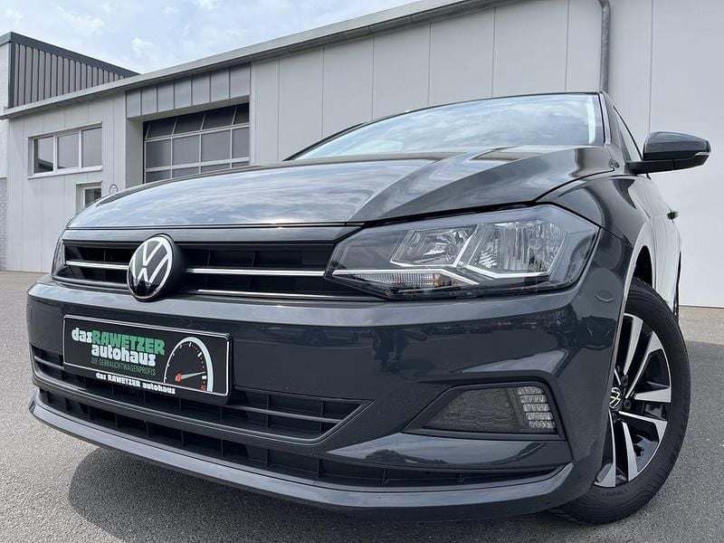 Uranograu Gebraucht 2021 VW Polo United Limousine | 14.360 € (Guter Preis) - Bild 1/4