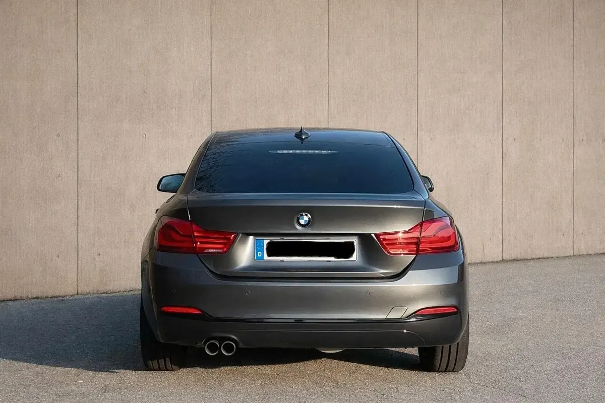 Gebraucht BMW 420 Sport Line 190 PS (139 kW) 2018 Grau Coupé