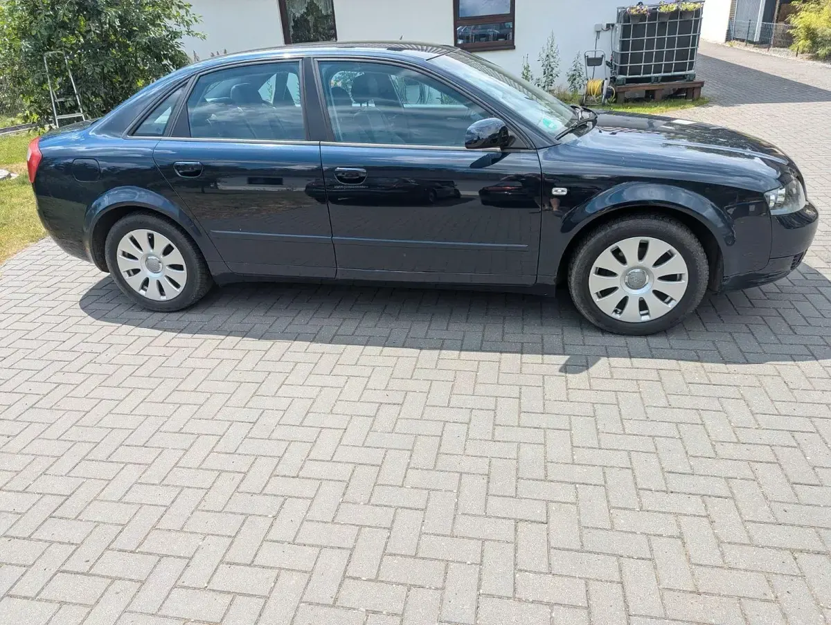 Gebraucht Audi A4 150 PS (110 kW) 2004 Blau Limousine
