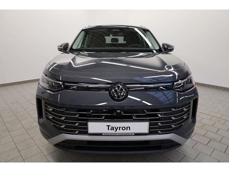 Neu VW Tayron Elegance 150 PS (110 kW) 2025 Delfingrau metallic SUV