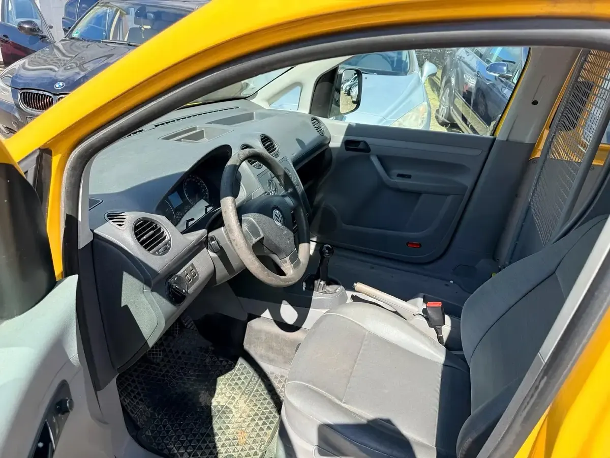 Gebraucht VW Caddy 70 PS (51 kW) 2007 Gelb Van / Kleinbus