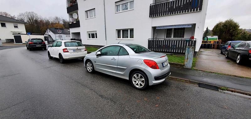 Gebraucht Peugeot 207 CC 120 PS (88 kW) 2009 Cabrio