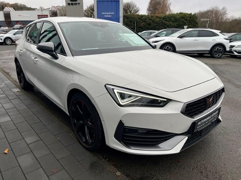 Usata Cupra Leon 150 CV (110 kW) 2022 Bianco Berlina